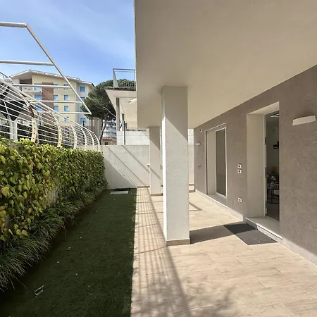 Apartment Giorgio - Giardino Privato - A Pochi Passi Dal Mare *